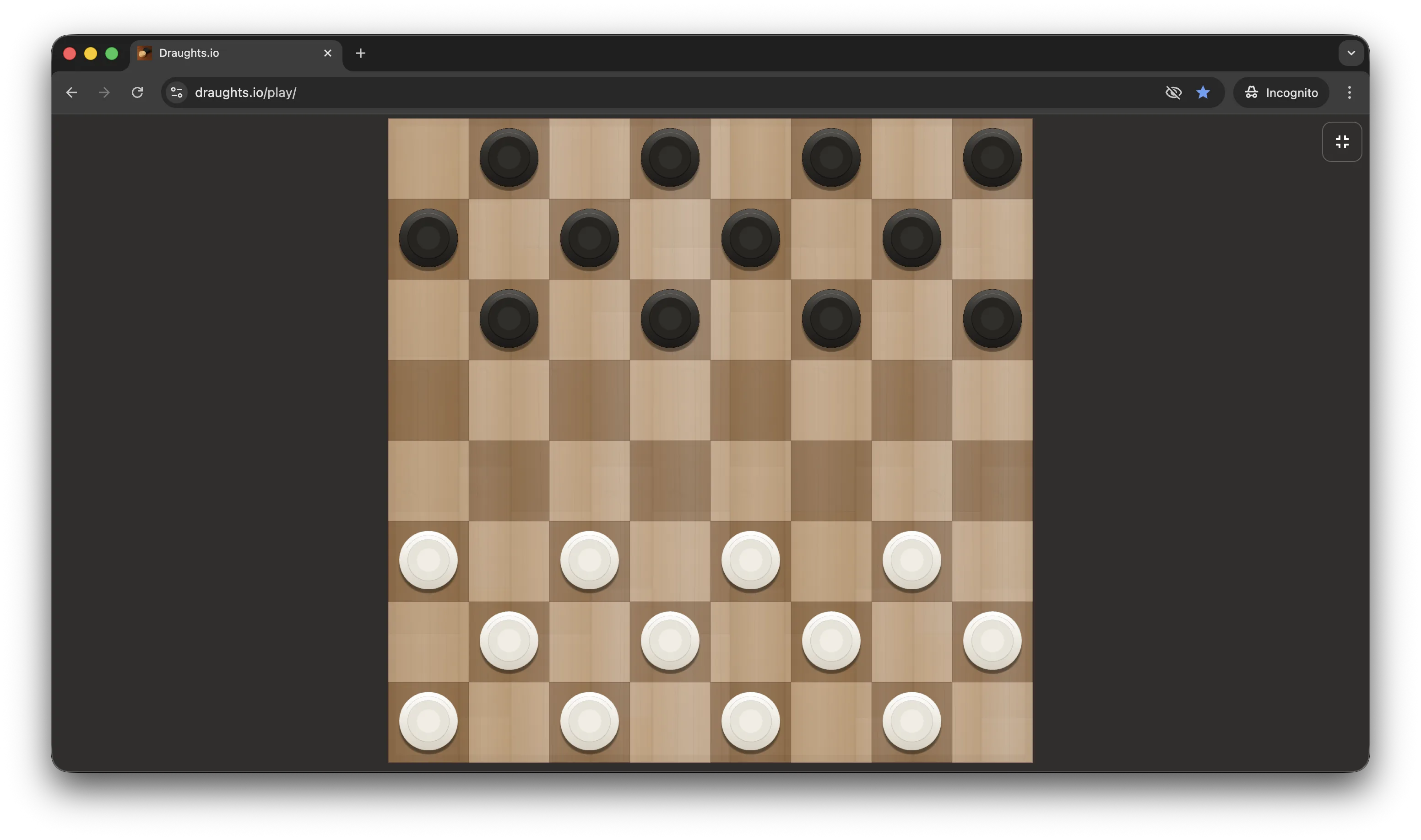 Board and starting position in the draughts.io game
